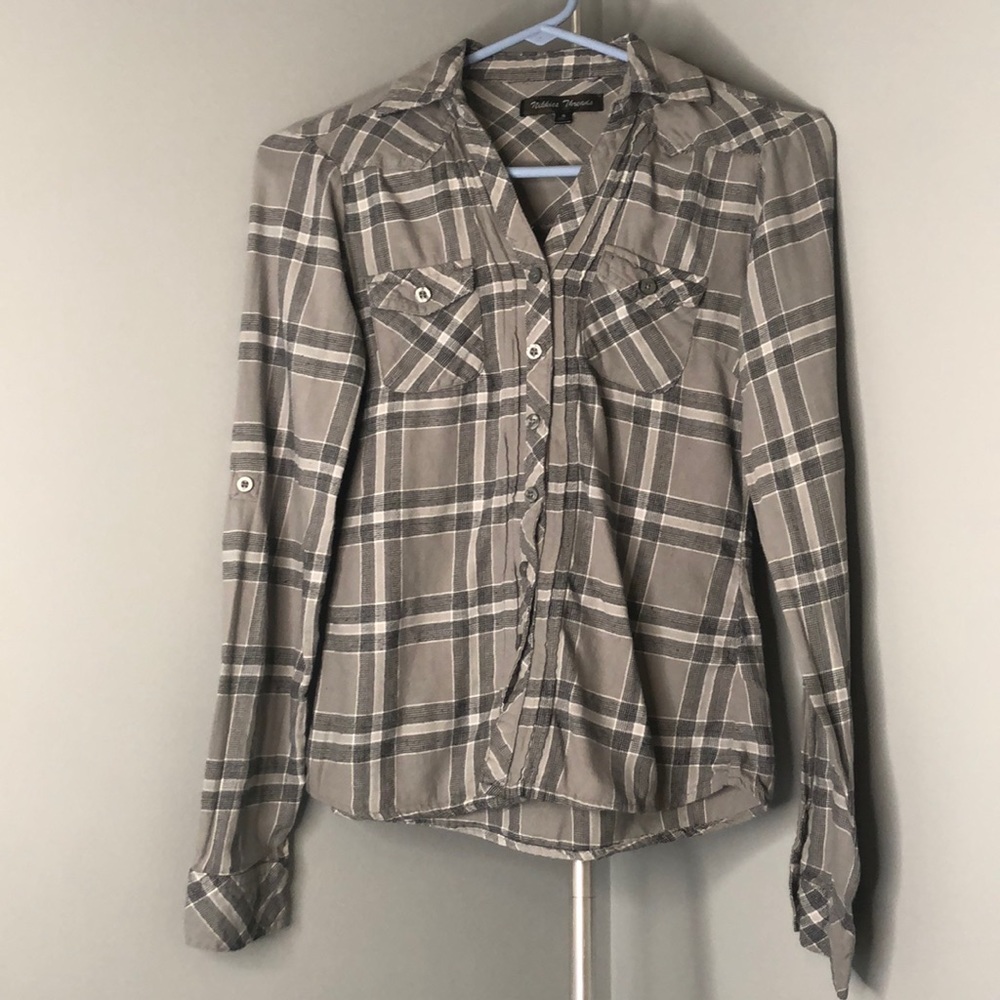 Nikkies Threads | Grey Plaid Button Down